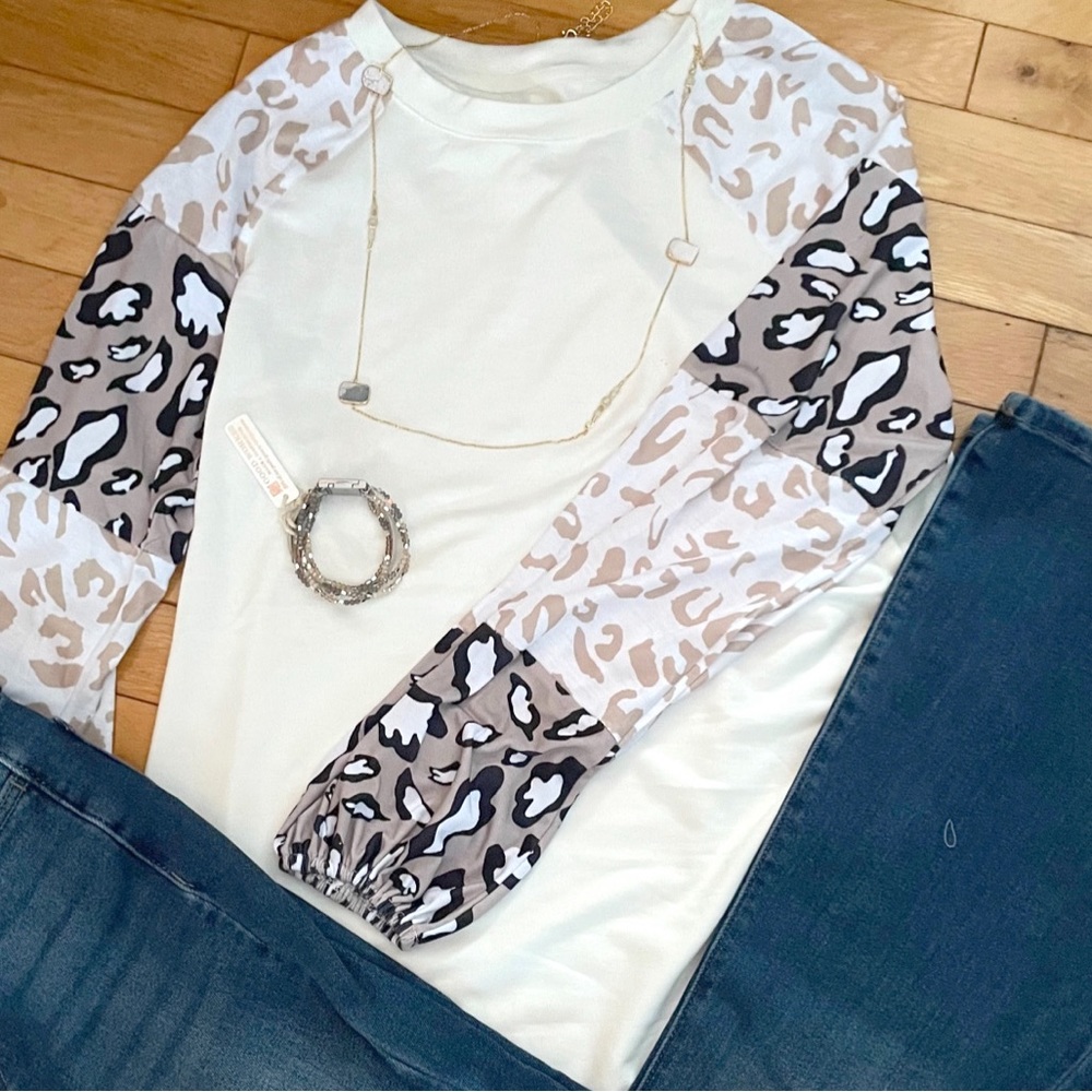 Leopard Bubble Sleeve Top
